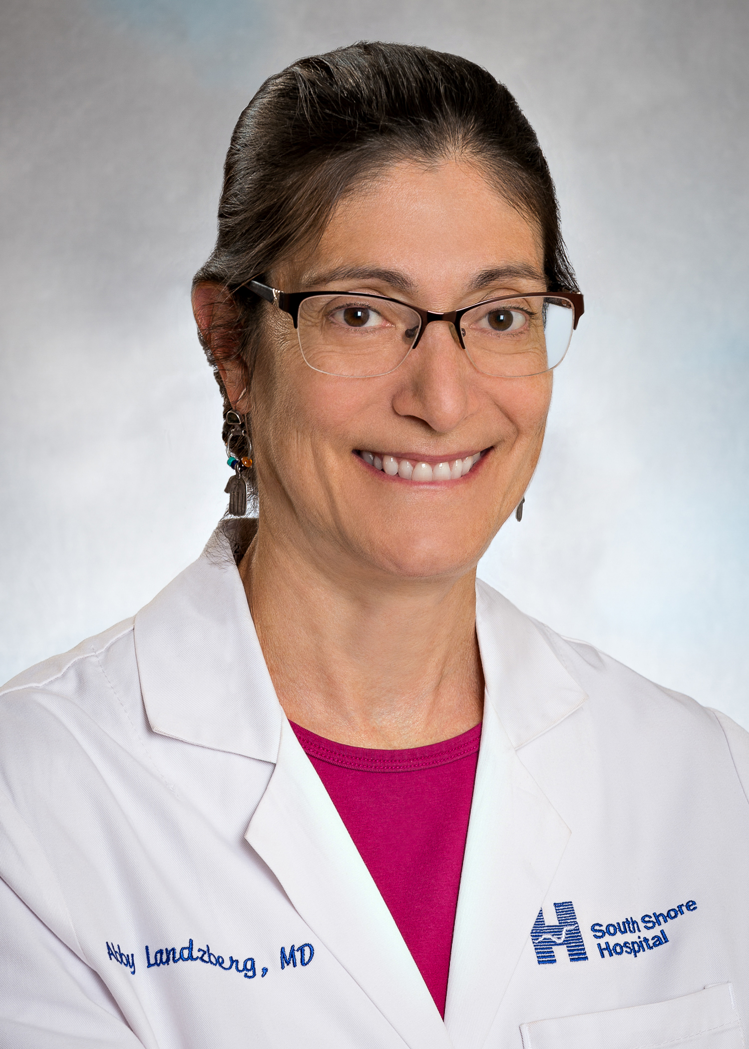 Dr. Abby Landzberg, Endocrinology, Harbor Medical Associates