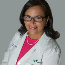 A headshot of Lauren Van Luling, RN