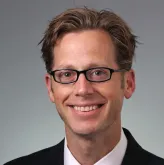 Dr. Christopher Burns, Critical Care Surgery, South Shore Hospital