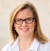 head shot of Suzanne MacKay, MD