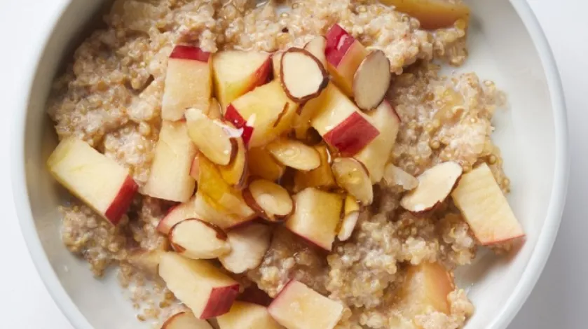 Finished picture of the apple quinoa bowl