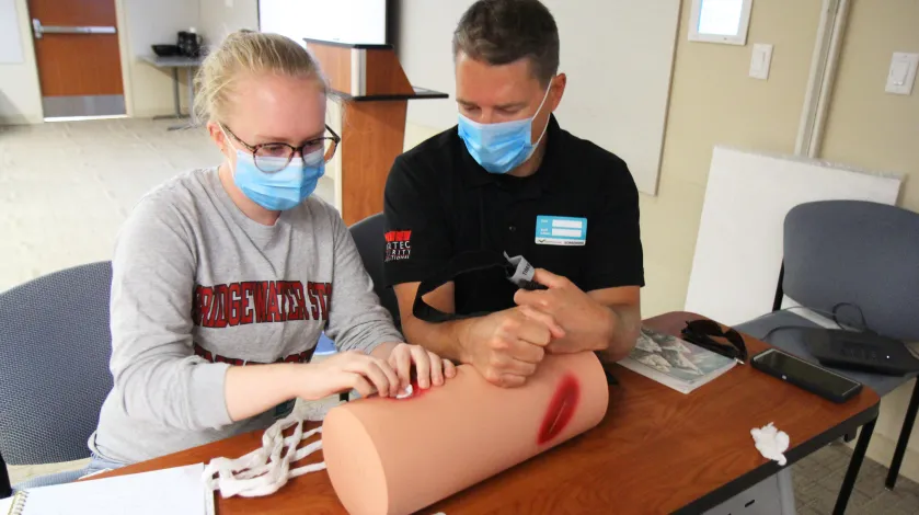 stop the bleed class