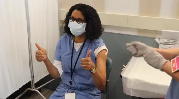 Simone Wildes, MD gets the Pfizer COVID-19 vaccine 