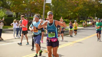 A runner from Team South Shore Health in the 2021 Boston Marathon.